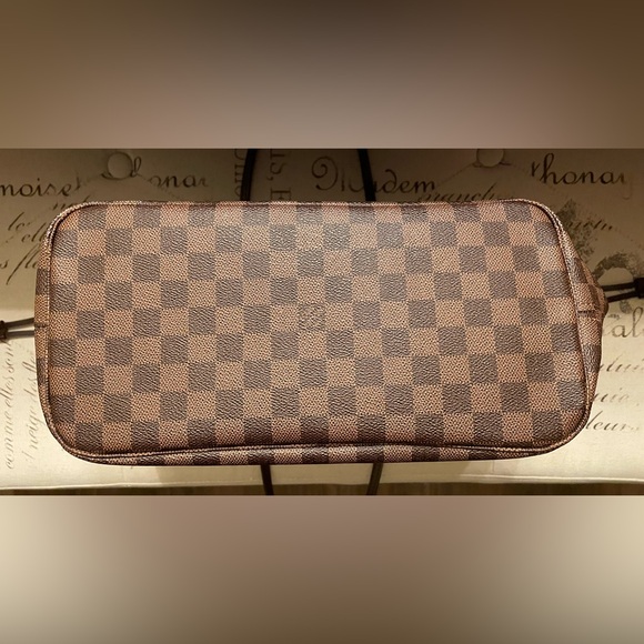 Louis Vuitton Neverfull MM Tote Pink Ballerine - Picture 9 of 16